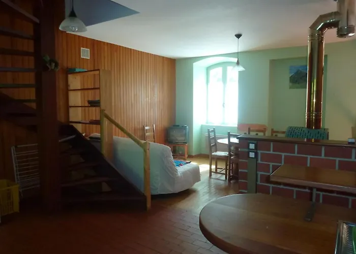 Salau Crusous Communal בית נופש Couflens