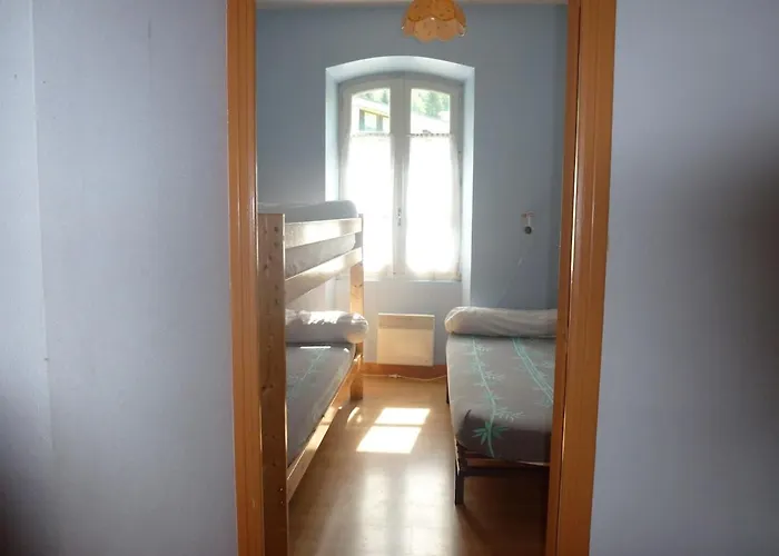 Salau Crusous Communal בית נופש