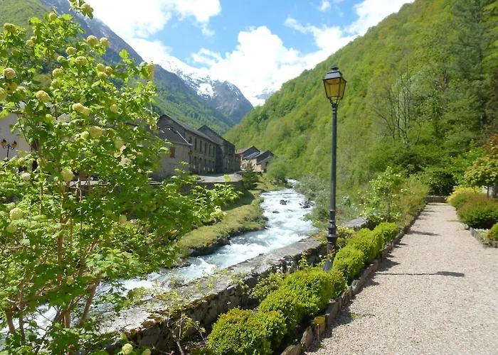 Salau Crusous Communal בית נופש *